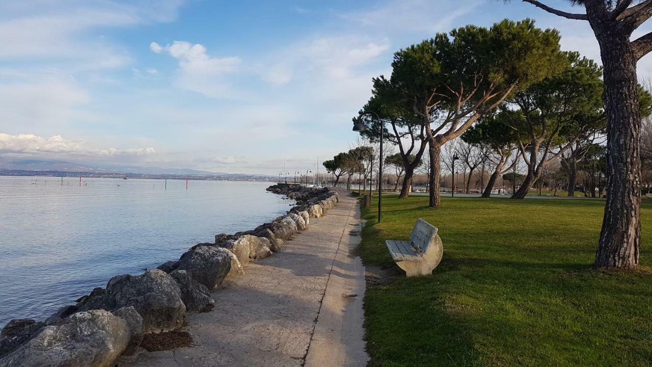 Villa Villacolle Sirmione Exterior photo